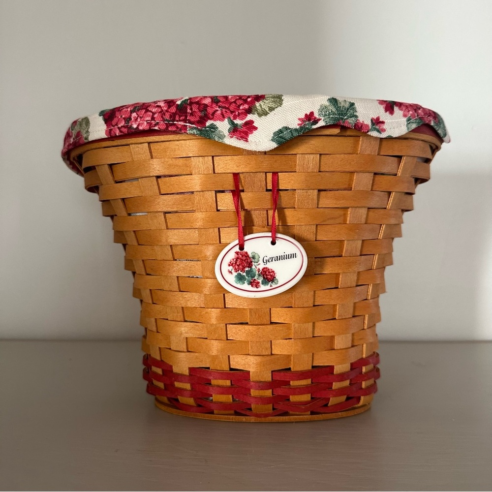 Longaberger 2002 May Series Geranium Basket W/Liner Signed Bonnie Longaberger